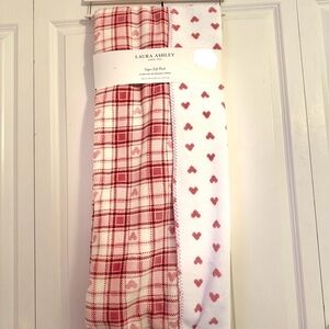 Laura Ashley Throw Blanket Oversized Reversible Plush Pink Coquette